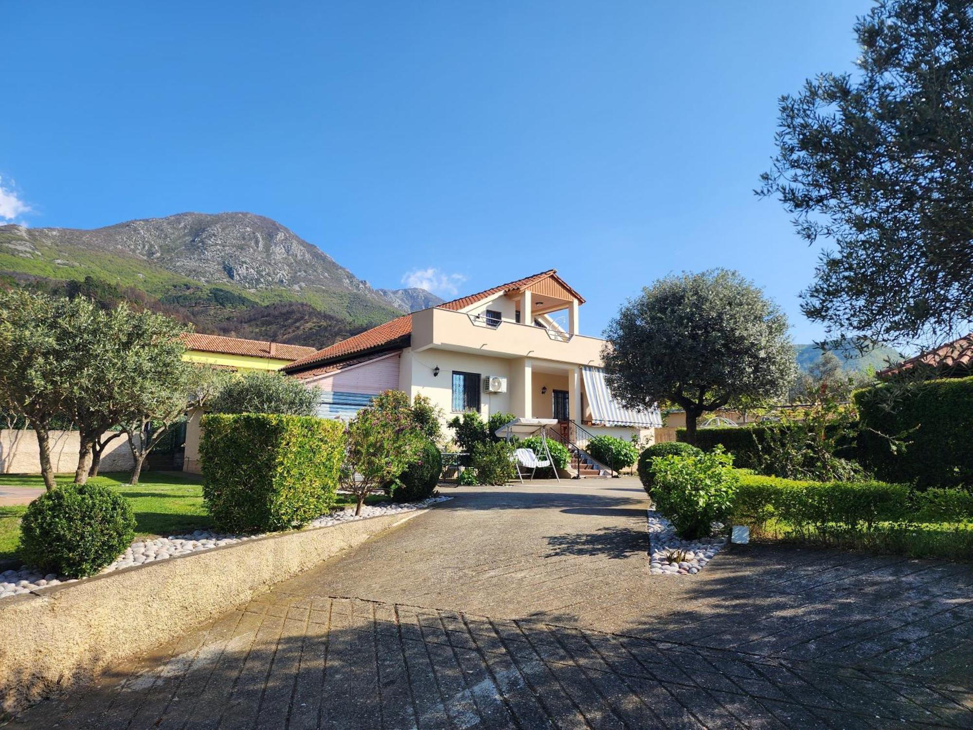 Kallmet Villa Kalmet Exteriör bild